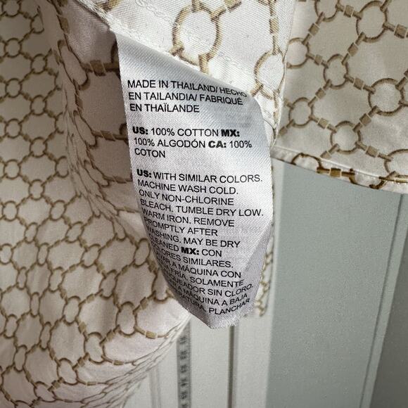 Chicos Top Womens No Iron Sateen Chain Link Print White Gold Size XXL 4 18 - Picture 5 of 9